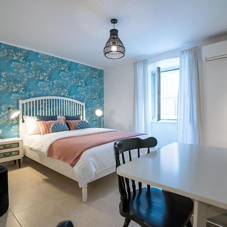 Vincent Studio Apartment Rijeka Exteriör bild