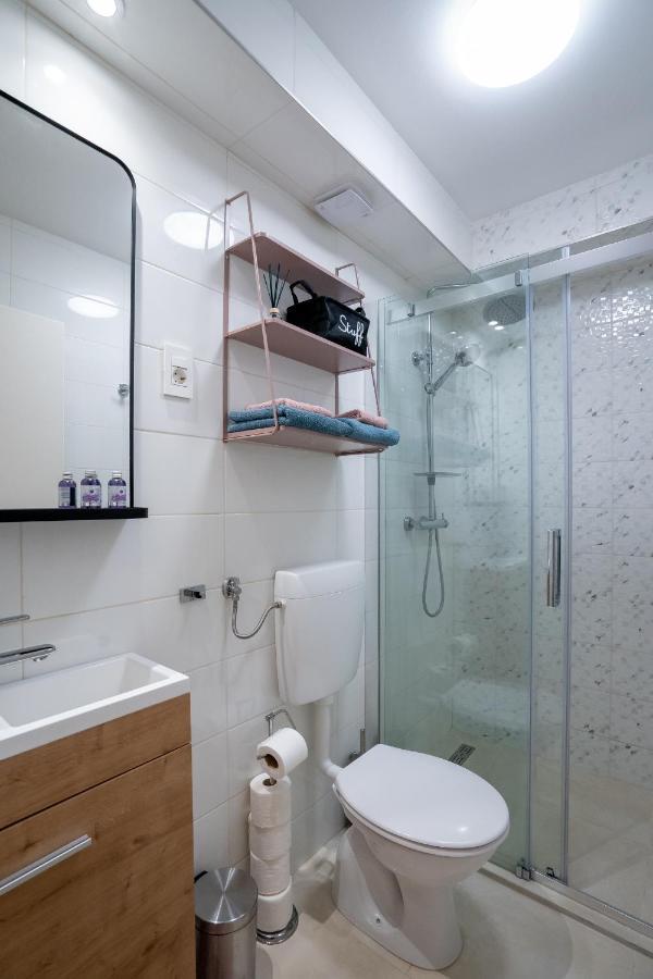 Vincent Studio Apartment Rijeka Exteriör bild