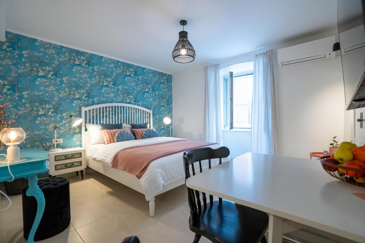 Vincent Studio Apartment Rijeka Exteriör bild